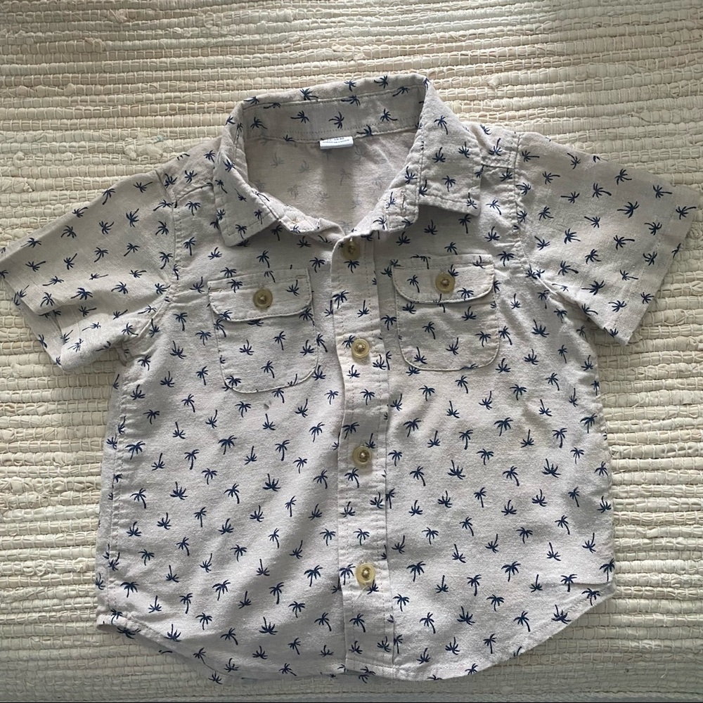 Old navy beige palm tree short sleeve button up for toddler boy 12-18 months